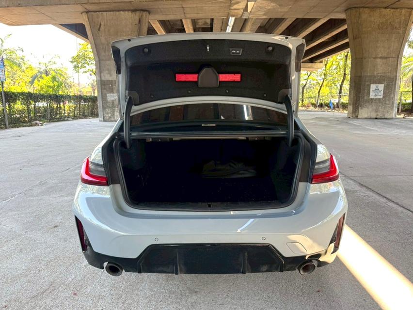 ขายรถ BMW 330e 2.0 M Sport ปี 2023 สีเทา เกียร์ออโต้ รูปที่ 17