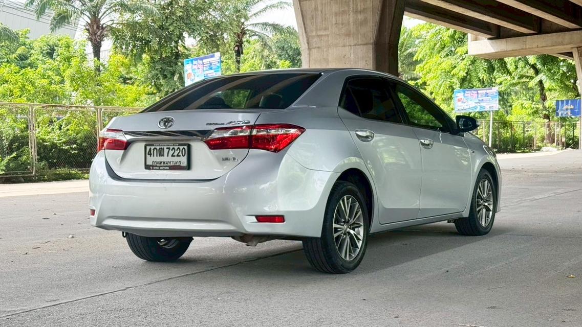 Toyota ALTIS 1.8 E AT ปี 2015  รถสวยขับดี ฟรีดาวน์ พร้อมใช้งาน 6
