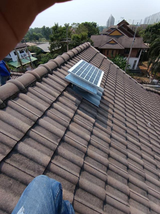 พัดลมระบายติดบนหลังคา