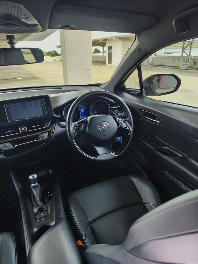 Toyota : C-HR 1.8 Entry l สนใจทักแชท Line ID: @102tdsim (มี @) รูปที่ 17