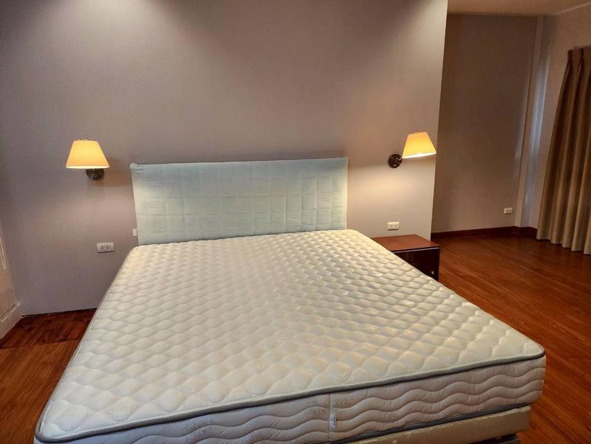 ทาวน์โฮม 3 ชั้น ใจกลางย่าน สาทร-ตากสิน ใกล้ bts วุฒากาศ 15