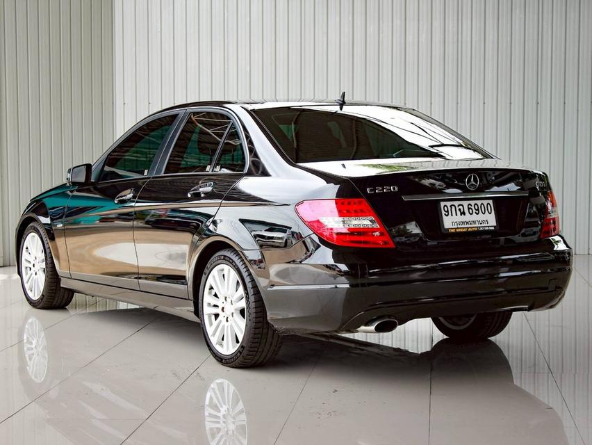 Mercedes-Benz C220 CDI Elegance 13