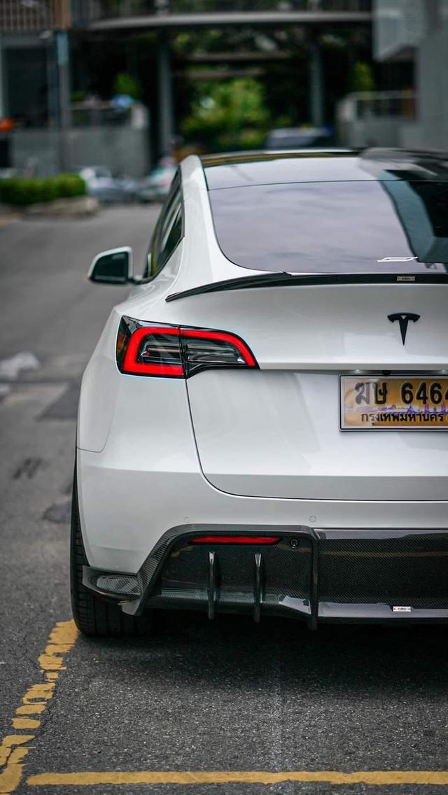 ขาย Tesla Model Y มือ 2 4