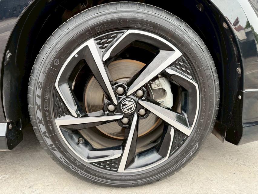 MG5 1.5X SUNROOF TOP 2022 สีดำ MINOR CHANGE 18