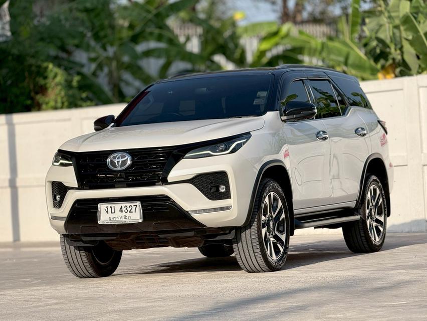 Toyota Fortuner 2.4Commanedr ปี22
