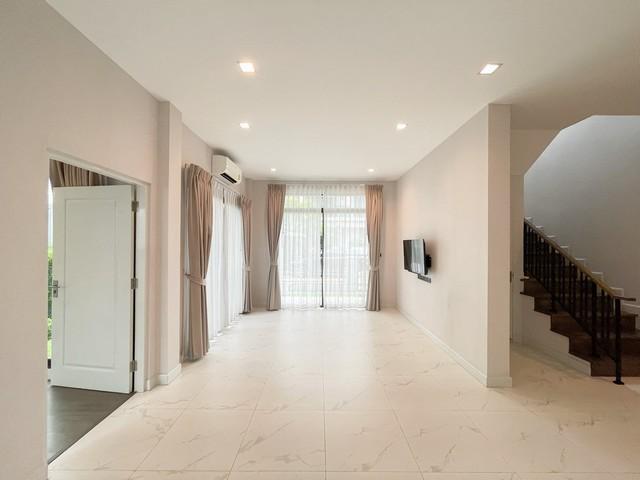 ให้เช่า /ขายบ้านเดี่ยว "หลังมุม" สวยพร้อมอยู่ ตกแต่งใหม่ทั้งหลัง! บางกอก บูเลอวาร์ด พระราม 5  ใกล้ถนนนครอินทร์ และ ร.ร.เด่นหล้า พระราม 5 11