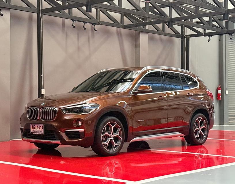 2017 BMW X1 F48 รถออกศูนย์ BMW THAILAND รถสวยสภาพสมบูรณ์พร้อมใช้งาน รถวิ่งน้อย เข้าศูนย์ทุกระยะ รถไม่เคยมีอุบัติเหตุครับ รูปย่อยที่ 4