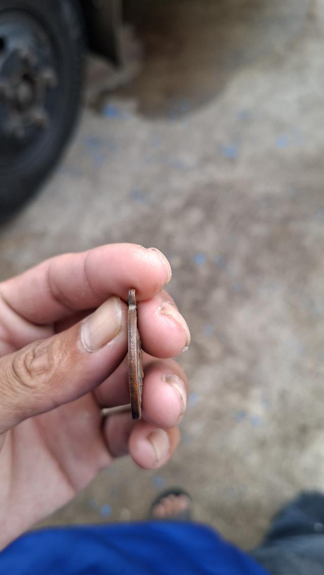 หลวงพ่อคูณปี2538 รุ่นที่ระลึกสรงน้ำ๑๔เมษายน ๒๕๓๘