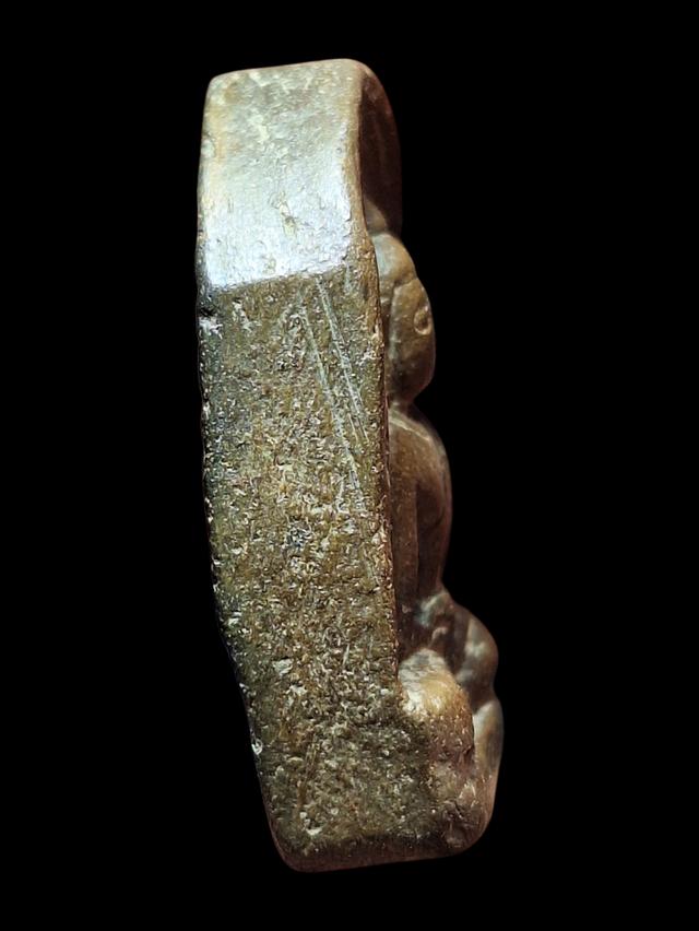 พระซุ้มกอพิมพ์ใหญ่ กรุวัดบรมธาตุ รูปที่ 7