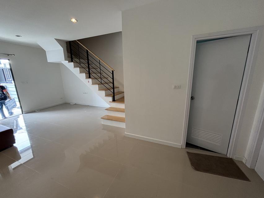ขายทาวโฮม หมู่บ้านภูริ รังสิต คลอง5 3