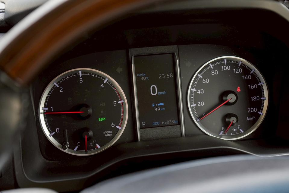 Toyota majesty  ไมล์ 8xxxx km. 19