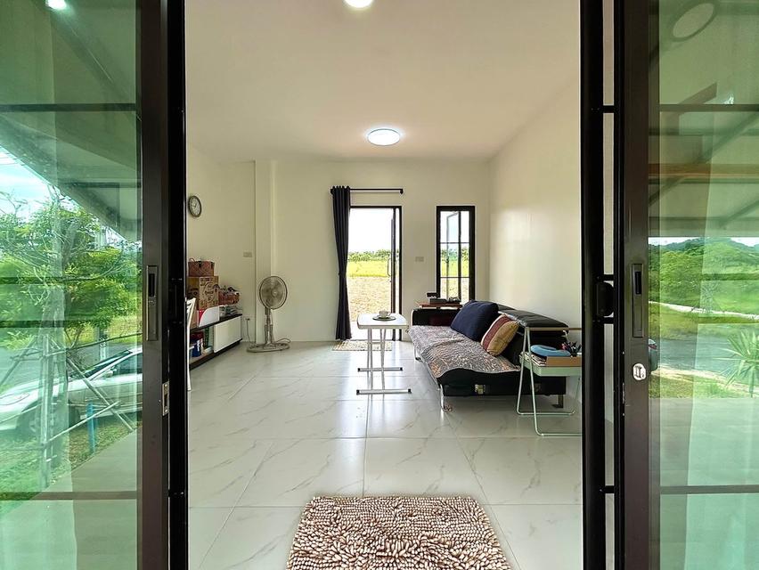 ขายด่วน!! บ้านพักตากอากาศ Modern Minimal ขนาด 198 ตร.ว. แปลงมุม บรรยากาศเงียบสงบ ล้อมรอบด้วยธรรมชาติ ทิวเขา และทุ่งหญ้า ทำเลทอง อ.วังม่วง จ.สระบุรี 8