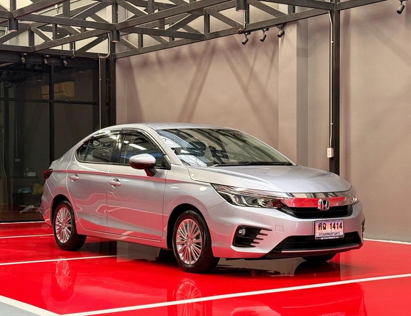 2021 HONDA CITY 1.0 V TURBO รถมือเดียวออกป้ายแดง สภาพป้ายแดง วิ่งน้อยเพียง 8X,XXX กม รถไม่เคยมีอุบัติเหตุครับ