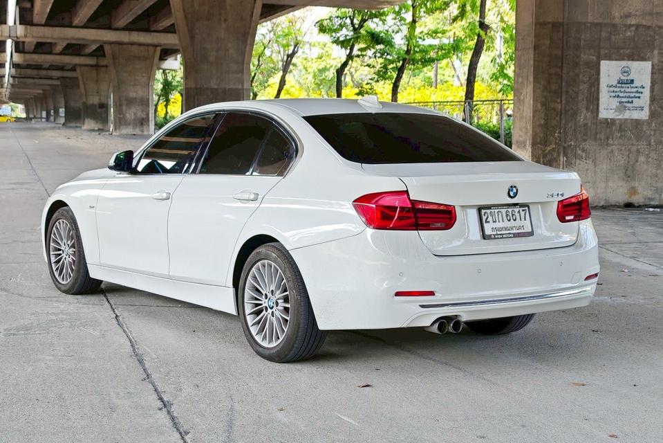 🚗 BMW 320i Luxury F30 AT ปี 2018 รูปที่ 8