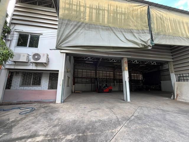 ให้เช่าโกดัง 320 ตร.ม. ออฟฟิศ 2 ชั้น แบบ Stand alone พักอาศัยได้ ใกล้ MRT แยกติวานนท์ 5