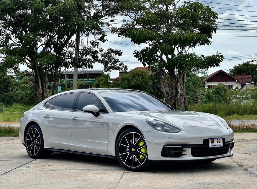 Porsche Panamera 4 E-Hybrid Executive สีเทา Crayon2019 1