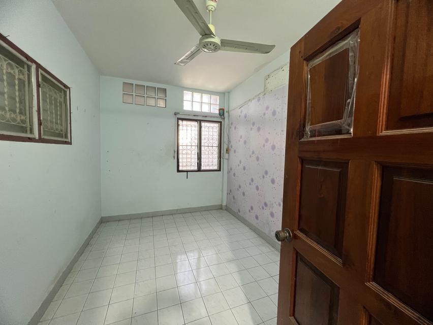 ให้เช่าทาวน์เฮ้าส์ 2 ชั้น ซอยประชาราษฎร์ 16/1 ใกล้ Big C ติวานนท์ MRT แยกติวานนท์ โรงพยาบาลพระนั่งเกล้า 11