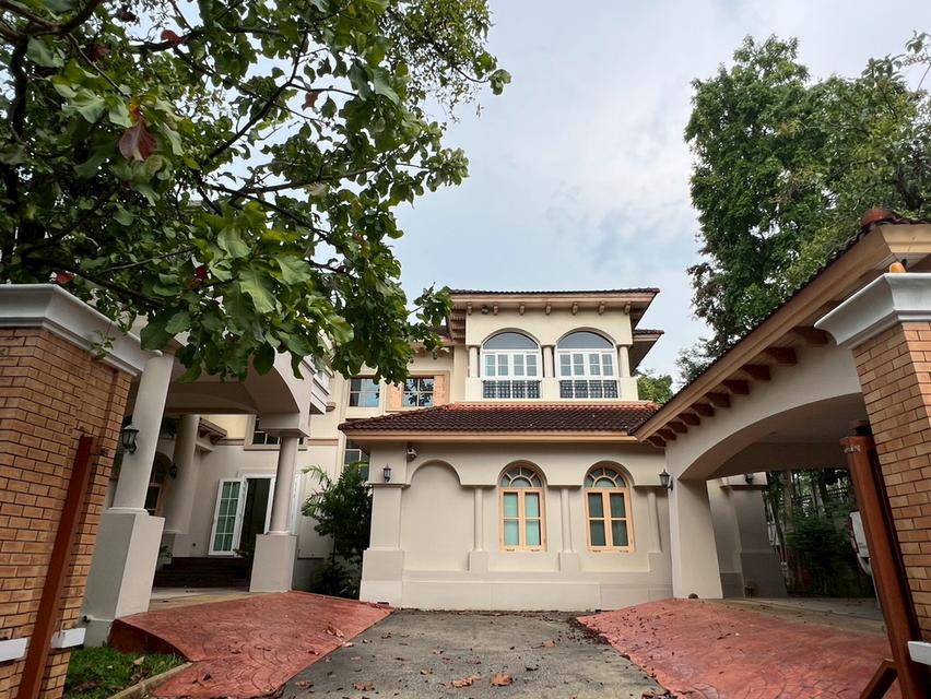 Pool Villa for rent in Bangna 1