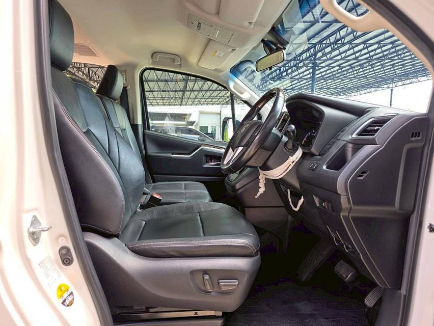 TOYOTA MAJESTY 2.8 PREMIUM 2020 จด 2021 14