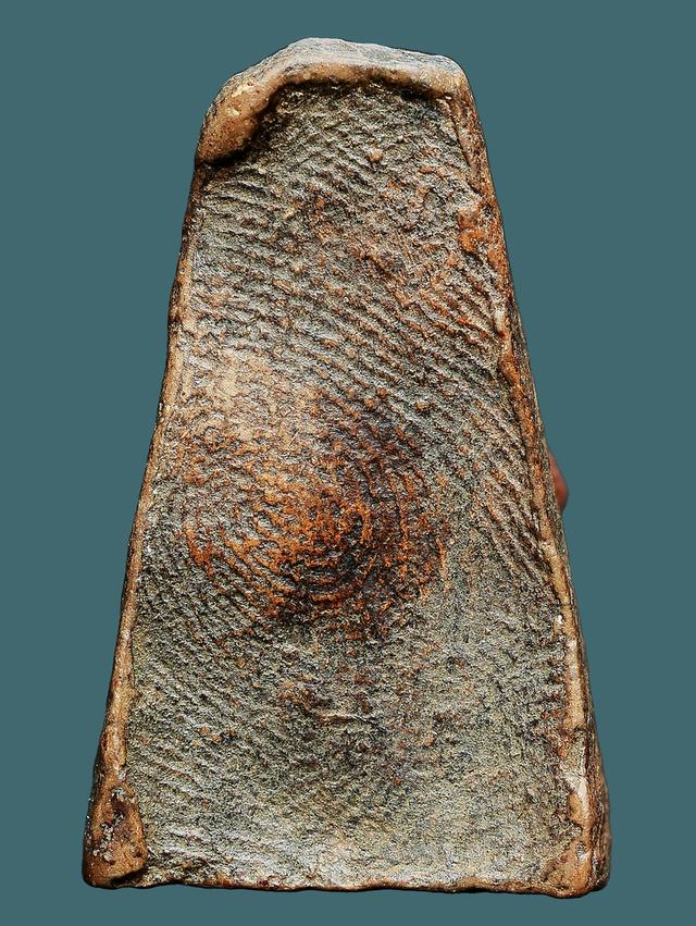 พระผงสุพรรณ พิมพ์หน้าแก่ กรุวัดพระศรีรัตนมหาธาตุ สุพรรณบุรี....เก่าๆ 3