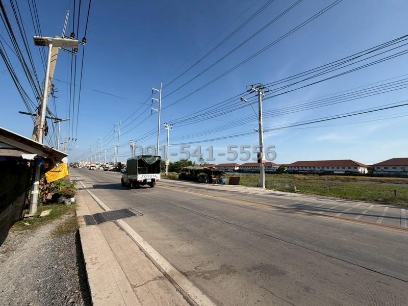 ขายที่ดิน 2 แปลง ติดถนนประชาอุทิศ 90 ผังเมืองสีเหลือง เนื้อที่รวม 15-3-98 ไร่ หน้ากว้างมาก 7