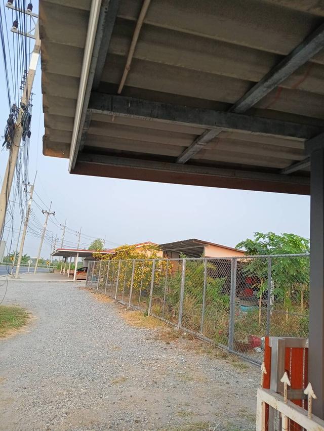 ที่พร้อมสิ่งปลูกสร้าง 2