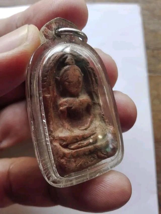 พระเนื้อดินเลี่ยมเก่า