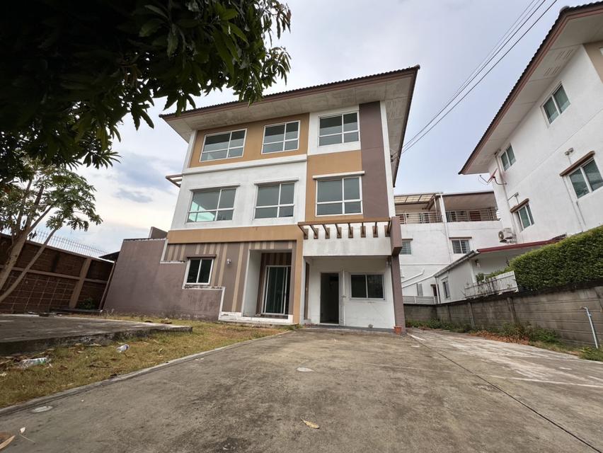 ขาย บ้านเดี่ยว Casa Ville Ratchaphruek-Chaengwattana 220 ตรม. 75.8 ตร.วา บ้านเดี่ยวติดถนนราชพฤกษ์ 3 ชั้น สภาพดี ถูก 1