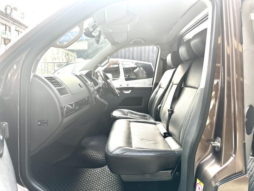 VOLKSWAGEN CARAVELLE 2.0 TDI ปี2012/2013 10