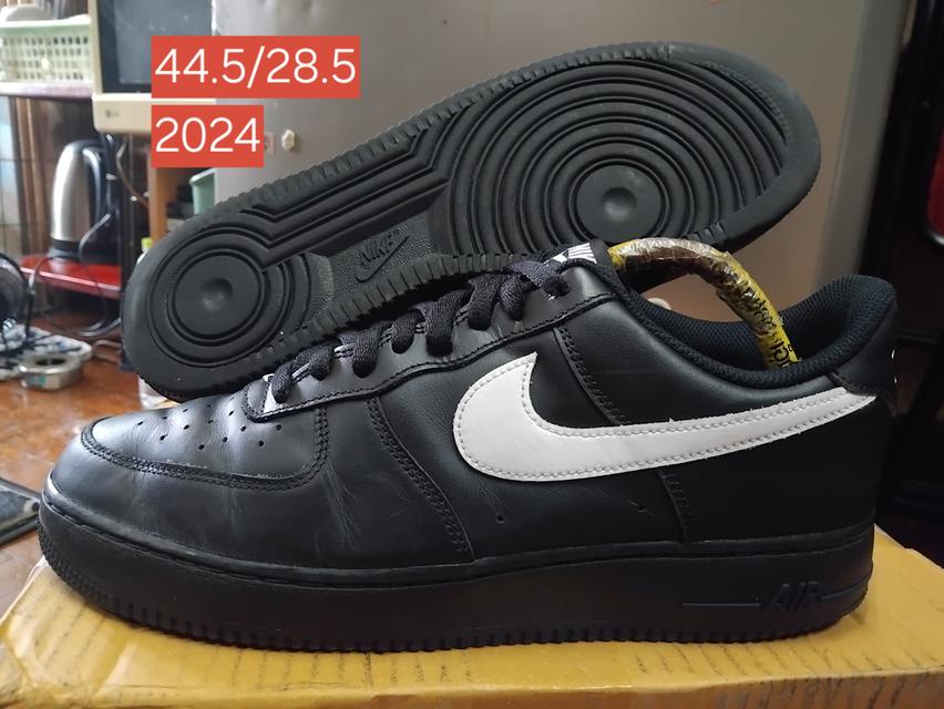 NIKE AIR FORCE 1LOW EUR 44.5/28.5สวยไม่มีตำหนิ550ค่าส่ง50