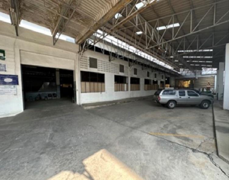 ให้เช่าโกดัง / โรงงาน อาคารสำนักงาน ซอยลาซาล 49 บางนา ทำเลดีใจกลางเมือง พื้นที่ดิน 6 ไร่ กับ 327 ตารางวา / พื้นที่อาคาร+โกดัง 7,700 ตารางเมตร  6