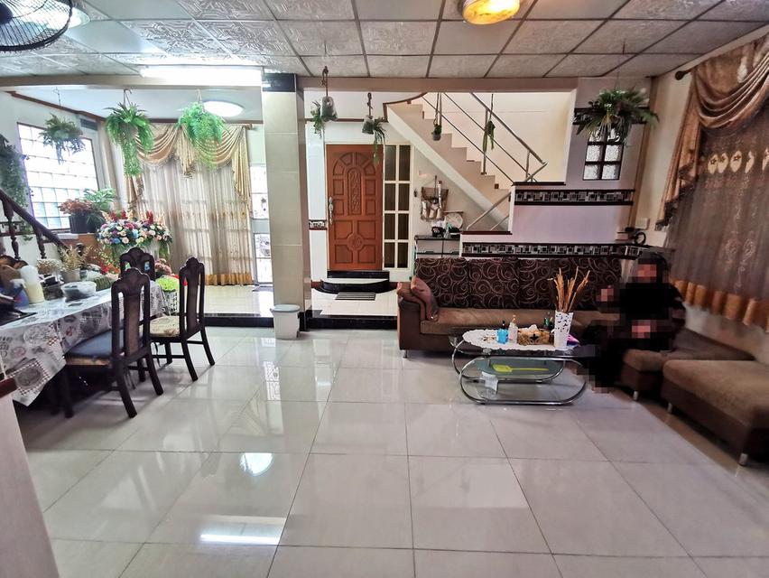 บ้านเดี่ยว “หลังมุม” บรรยากาศสงบ ทำเลพรีเมียม ย่านตลิ่งชัน ใกล้เมือง ใกล้รถไฟฟ้า