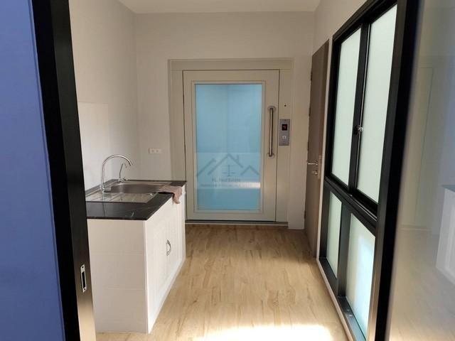 PB5508 ให้เช่าโฮมออฟฟิศ 5 ชั้น ซอยอ่อนนุช 30 โครการ The Pride สุขุมวิท77 สไตล์ Modern Luxury Loft พร้อมลิฟท์ตึกใหม่สวยพร้อมเข้าอยู่ 12