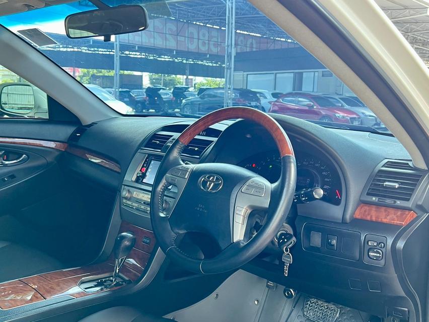 2011 Toyota Camry 2.0 g extremo 10