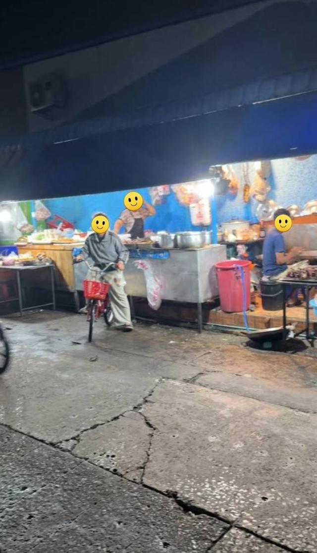 ขายบ้านพร้อมที่ดิน ทำเลค้าขาย อยู่กลางใจตลาด.4.มุมเมือง 12