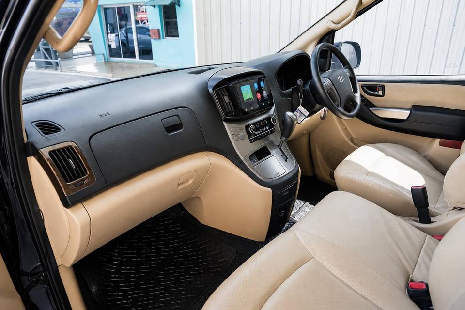 HYUNDAI H1, ELITE NS ปี 2022 จด 2023 สีดำ โฉม ปี18-ปัจจุบัน รูปที่ 12
