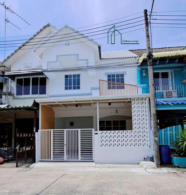 ทาวน์เฮาส์ 2 ชั้น หมู่บ้านลัลลี่วิลล์ คลองสาม ลำลูกกา ฟรีโอน 1