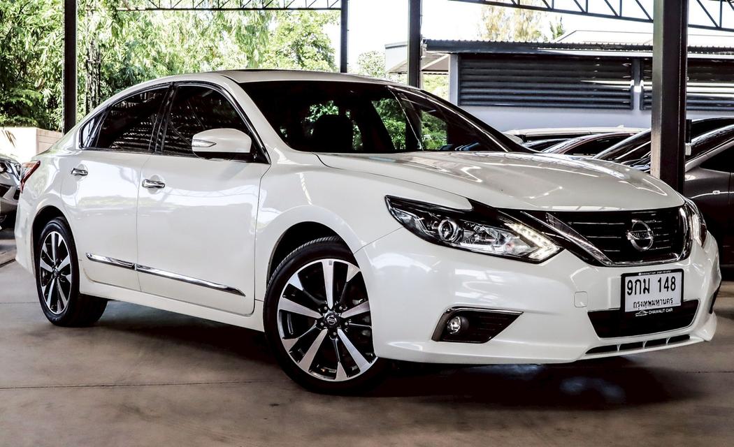 NISSAN TEANA 2.0XL
