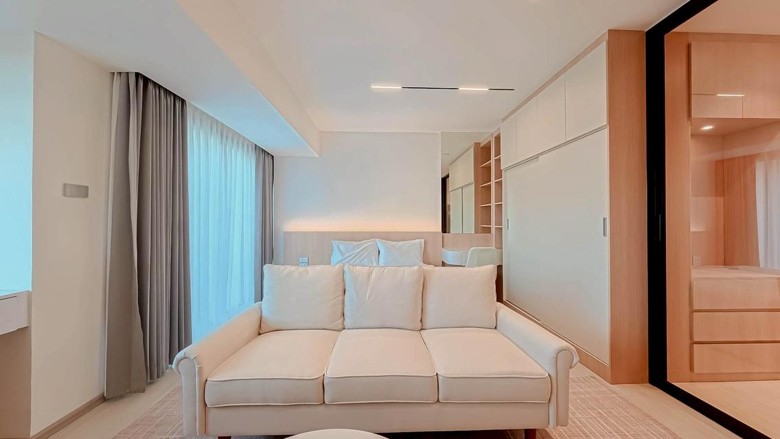 🏙️ คอนโดทำเลเด่นย่านเศรษฐกิจ เฟอร์ครบ พร้อมอยู่ ฟรีโอน 9