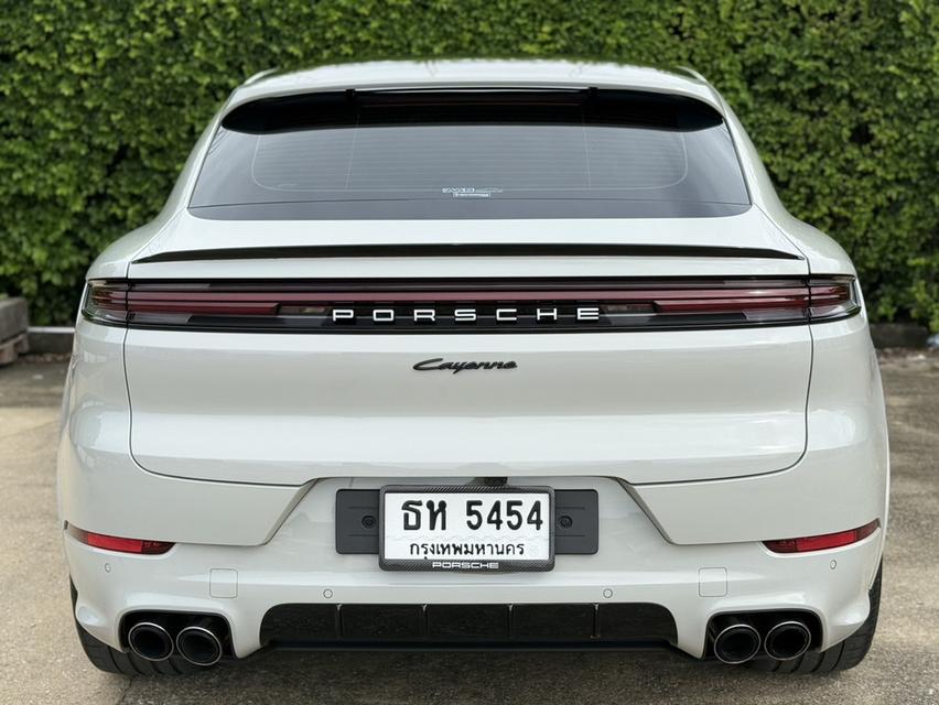 Porsche Cayenne E-Hybrid Coupe ปี2024 10