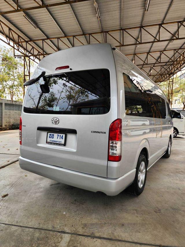 TOYOTA COMMUTER 3.0 2018 6