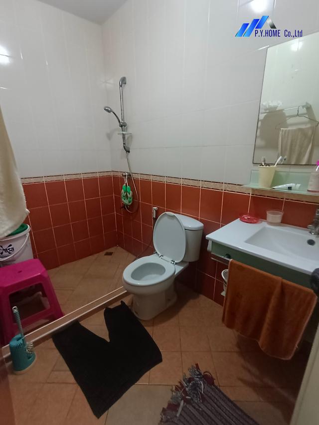 ขายทาวน์เฮ้าส์ หมู่บ้านซื่อตรงสายไหม บ้านเลขที่ 31/338 ซอย 36 ต.ลาดสวาย อ.ลำลูกกา จ.ปทุมธานี 17