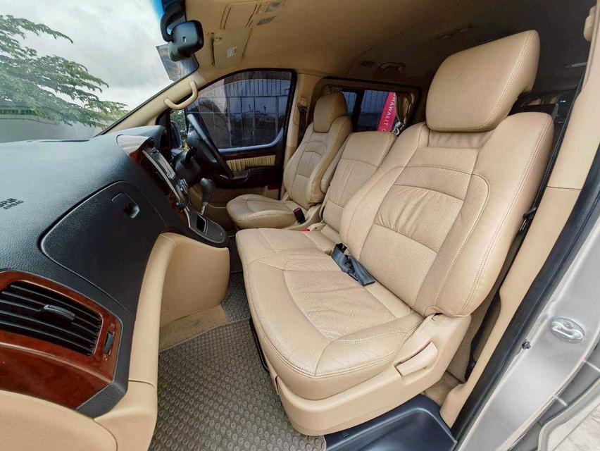 2013 HYUNDAI GRAND STAREX 2.5 VIP 9