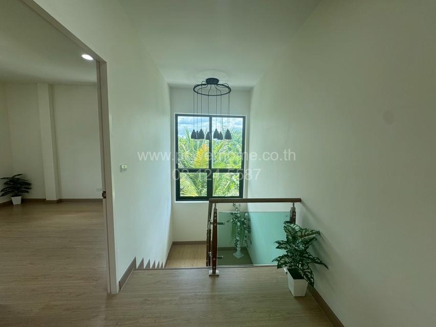 บ้านเดี่ยว 2 ชั้น เนื้อที่ 69.5 ตร.ว. ซอยบางกร่าง 45 ใกล้ตลาดเจ้าพระยาบางใหญ่ ถนนราชพฤกษ์ ต.บางกร่าง อ.เมืองนนทบุรี จ.นนทบุรี 8