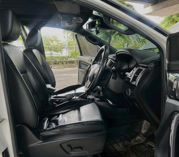 Ford Everest 2.0 Bi-Turbo 4WD Titanium Plus ปี 2018  6
