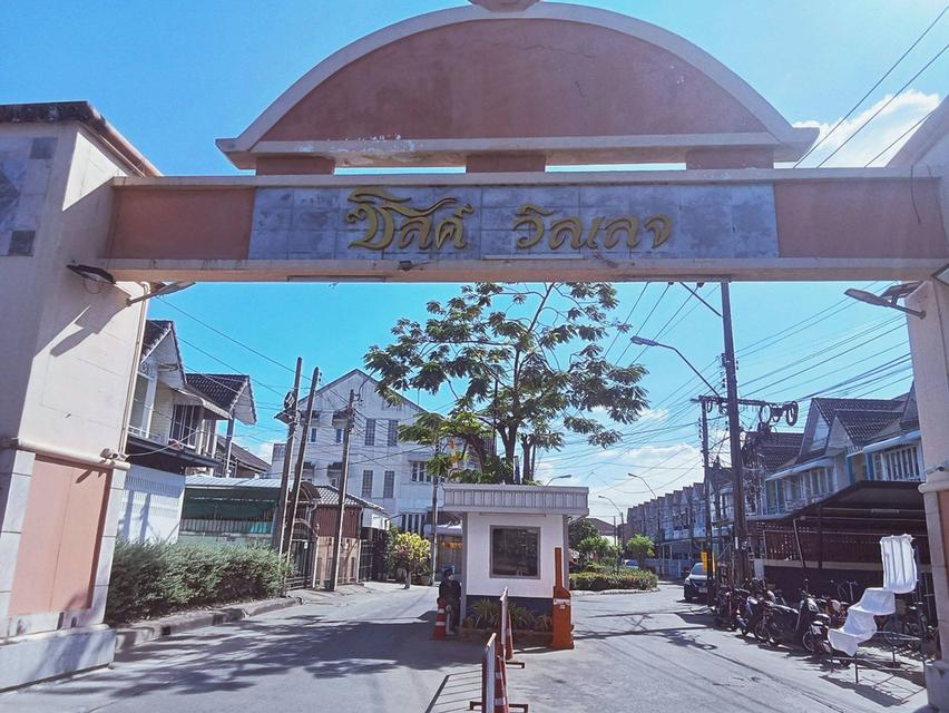 ขายบ้าน 2 ชั้น 2หลังติดกัน หมู่บ้านซิลค์วิลเลจ ซอยสายไหม54 5