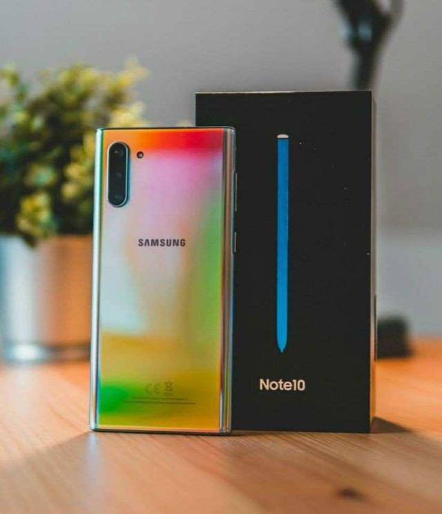 Samsung galaxy Note 10 เรืองแสง 1