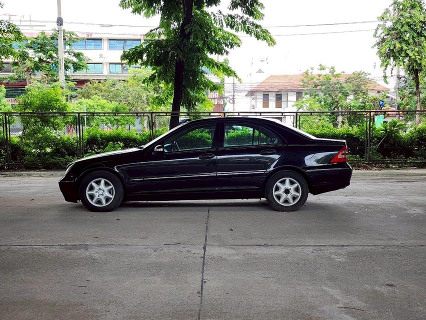 Benz C180 W205 ปี 2004 7