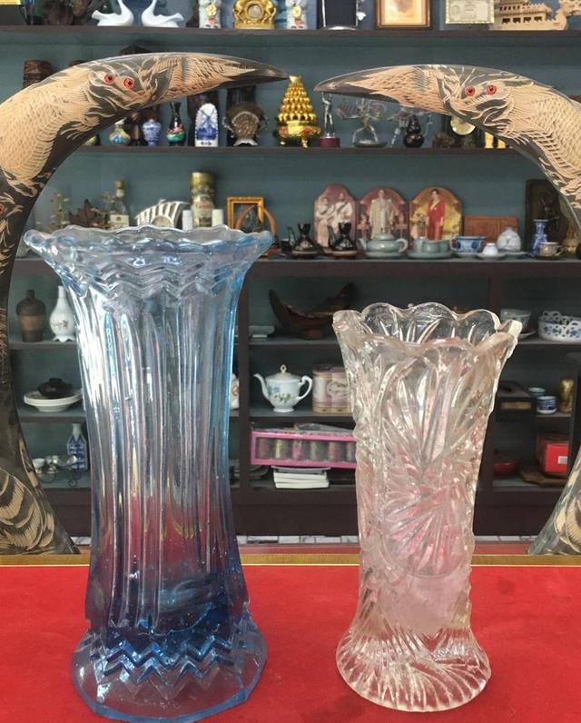 แจกันแก้ว 2 ชิ้น 1