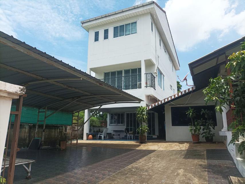 ขายบ้านด่วน ราคาถูก ม.เมืองเอก 2 หลัง 4